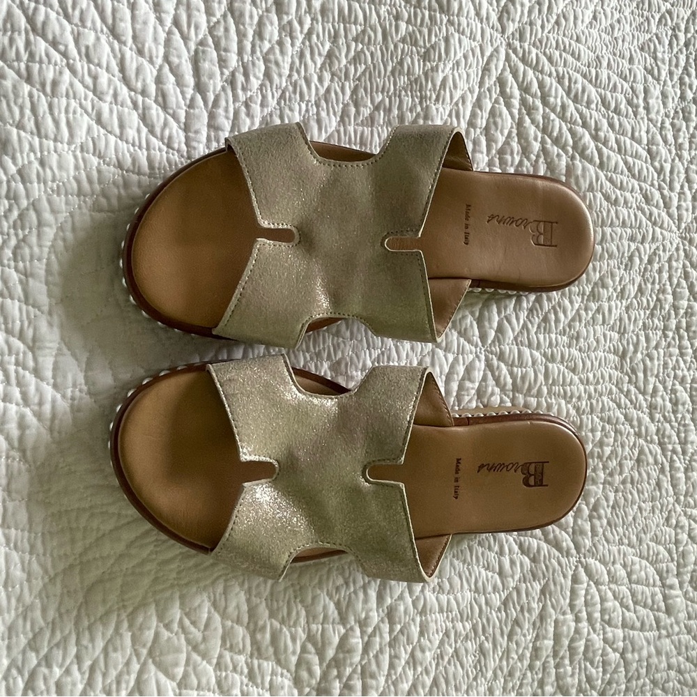 Browns Women's Gold Slide Sandals Made in Italy Size 38
